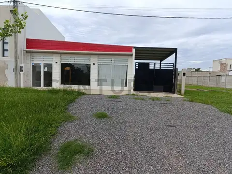 SE VENDE SALÓN COMERCIAL EN RAFAELA, BARRIO ANTÁRTIDA