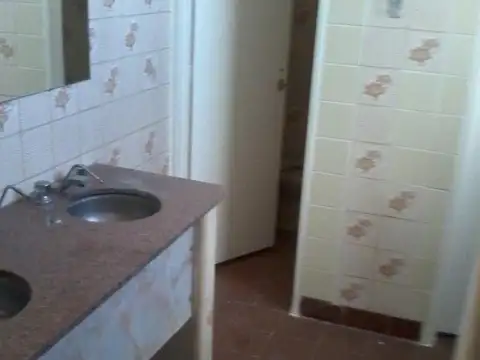 Almte.Guillermo Brown 1000, Piso 2