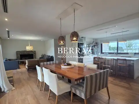 Casa en Venta en Puertos - Barrio Marinas, USD 890.000
