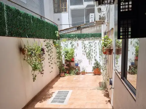 Depto Tipo Casa en Venta con 1 cocheras