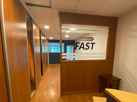 Oficina en Venta en La Lonja, USD 100.000