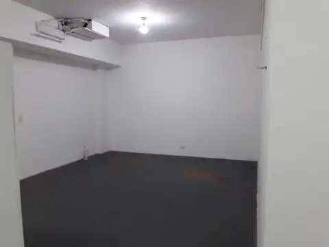 Local en Venta 33 años