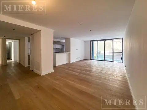 Av. Libertador 15157 - PB 02