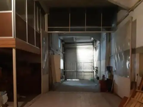 Galpon en Venta en Avellaneda, USD 450.000