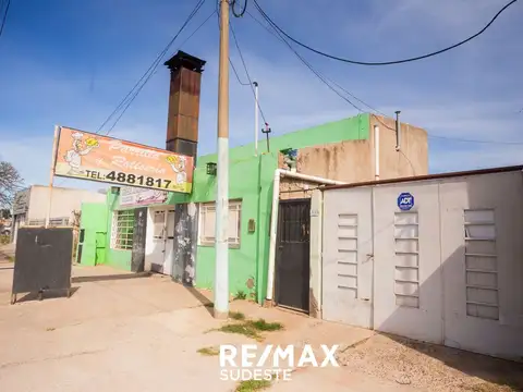 VENTA-CASA DE 3 DORMITORIOS MAS LOCAL