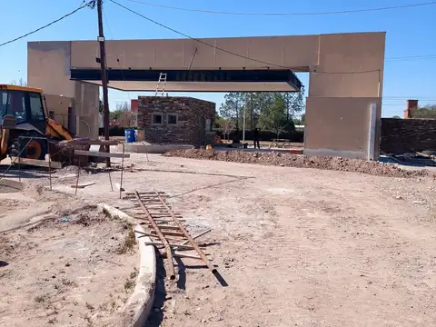 LOTE  300 METROS - VENTA - MAIPU - BARRIO PRIVADO