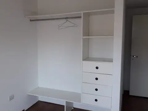 3 AMBIENTES PB COCHERA, PARRILA Y PISICINA DE USO COMÚN