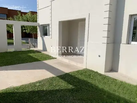 Casa en Venta en Otros barrios de Nordelta, USD 420.000