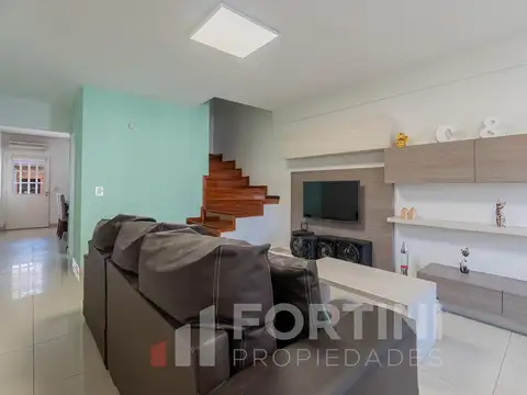 Casa en Venta en Villa Ballester, USD 177.000