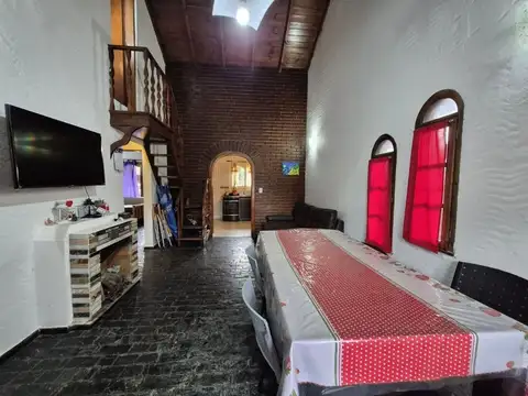 Casa en Venta con 1 cochera