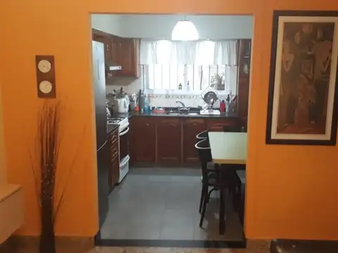 Depto Tipo Casa en Venta en Ramos Mejia, USD 135.000