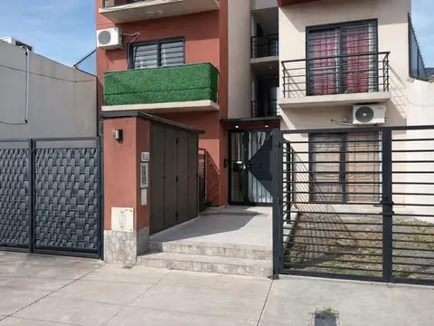 VENTA DEPTO 1 AAMBIENTE IMPECABLE 1 C/RIVADAVIA