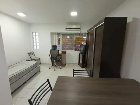 Departamento en  Alquiler s/balcón amoblado