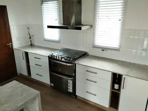 Casa en Alquiler de 4 dormitorios