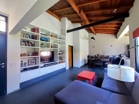 Casa 3 ambientes con 2 baños