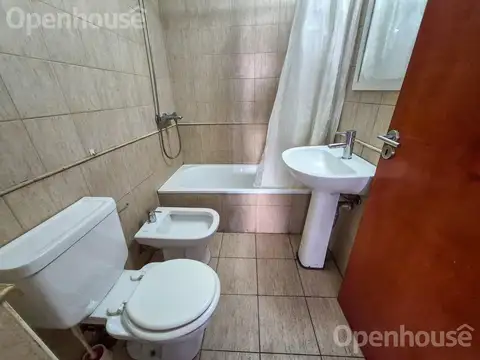 Departamento en Alquiler en Parque Patricios, $ 475.000