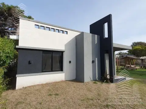Depto Tipo Casa en Venta de 3 ambientes