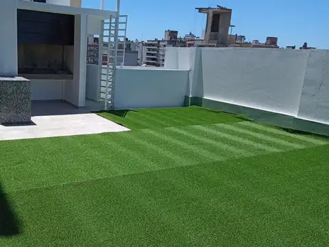 ¡VENTA DEPARTAMENTO CON TERRAZA EXCLUSIVA EN MENDOZA AL 1800!