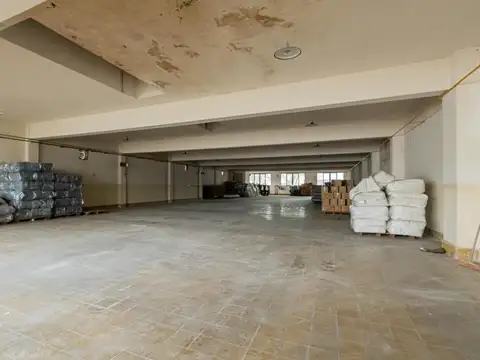 Único e Inmensurable Predio de 43,25mts x 55,94mts