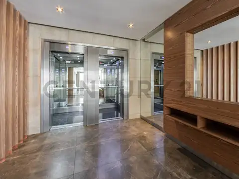 Local Comercia en cercanía a  Av. Pellegrini 50m2