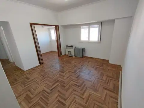 Venta de Departamento 3 Ambientes al Frente Zona Chauvin , Mar del Plata