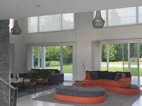 Casa en Venta de 5 dormitorios