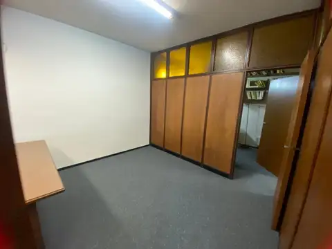 Oficina en Venta 30 años