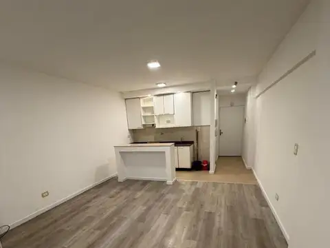 San Martin 4990 , Piso 1