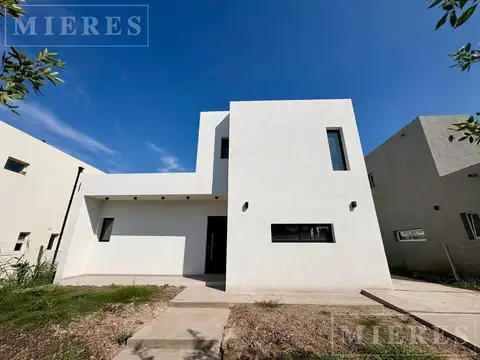 Casa en venta en Santa Lucia, Pilar del Este