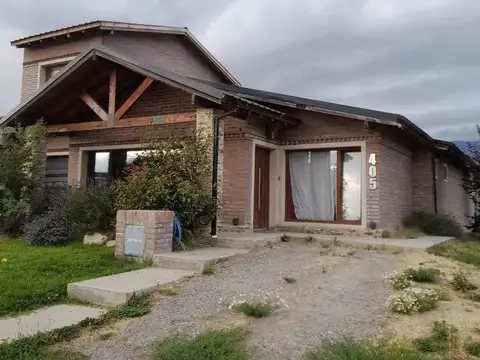 Casa en venta-Barrio Luque, Esquel
