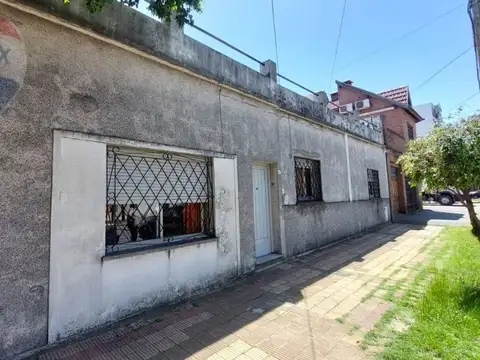 VENTA PH 4 AMBIENTES, MORON