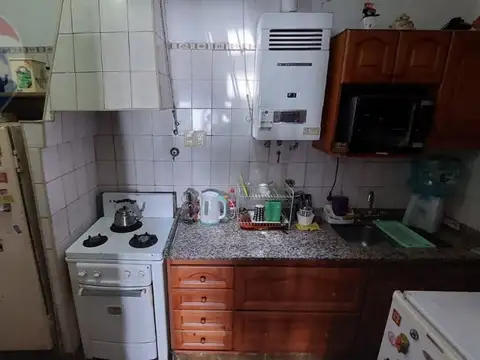 VENTA PH 4 AMBIENTES, MORON