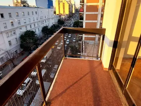 Av A Gallardo 800, Piso 6