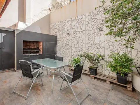 VENTA CASA 5 AMBIENTES CRUCECITA