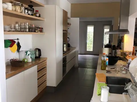 CASA EN VENTA  EN LA PEREGRINA