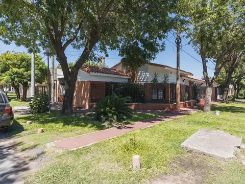 Casa en Granadero Baigorria