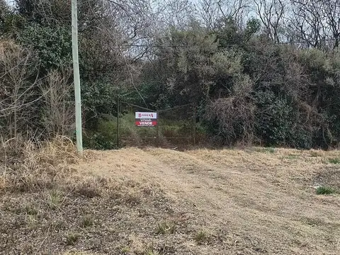 Galpón sobre Ruta 1 a 3,4 km rotonda de entrada a Merlo
