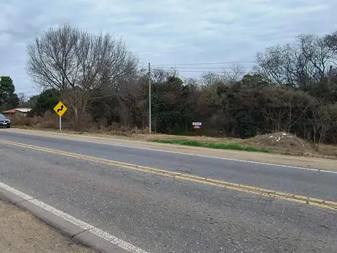 Ruta 1a 3,4 Km De Rotonda Entrada A Merlo