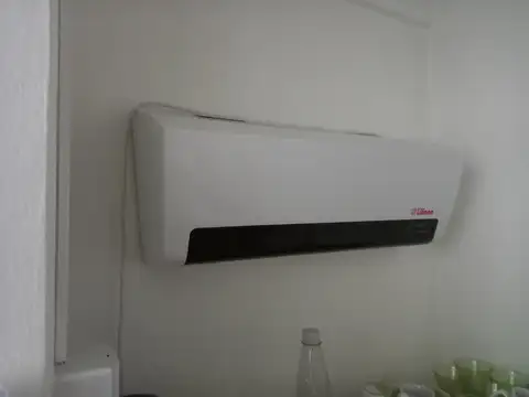 Cordoba 1300, Piso 2