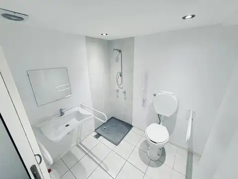 Oficina en Alquiler en Monserrat, USD 6.300