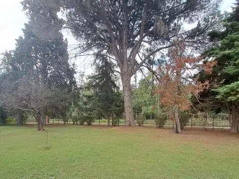 OPORTUNIDAD  Lote de terreno en Parque Leloir.