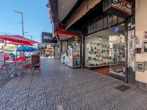 Local en Venta en Lanus Este, USD 500.000