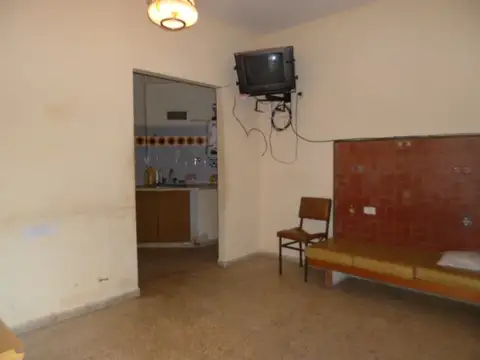 Calle 14 300, Piso PB