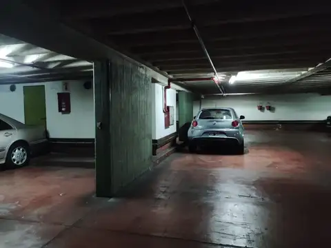 Cochera en  Venta