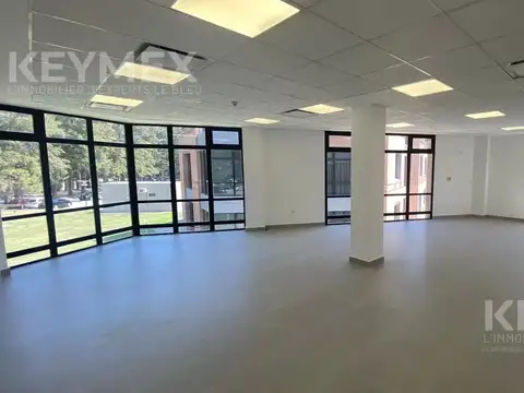 Alquiler Oficina 81m2 | con 1 Cochera | Parque Austral Km 50