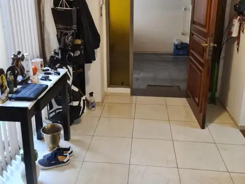 Casa en Venta con 6 cocheras