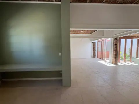 Casa 4 ambientes totalmente remodelada en venta en Villa Devoto