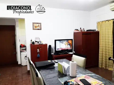Av Escalada 4200