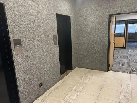 Venta Oficina Comercial Premium de 1160m² en Microcentro