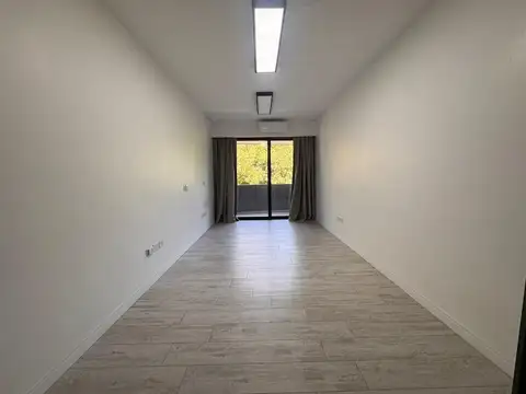 VENYA 1 AMBIENTE CON COCHERA LAS LOMITAS